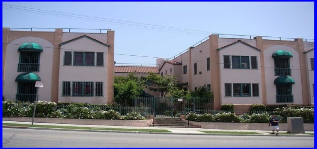 Bonnie Brae Apartments