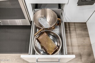 7970 E Camelback Rd in Scottsdale, AZ - Building Photo - Building Photo