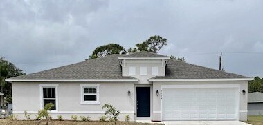 565 Eldron Blvd SE in Palm Bay, FL - Building Photo