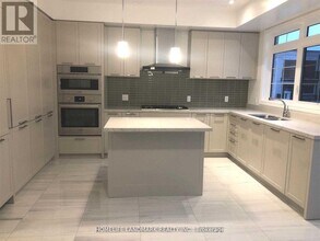 81 William Saville St. in Markham, ON - Building Photo - Building Photo