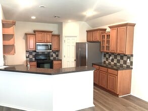 4024 S 212th E Ave in Broken Arrow, OK - Building Photo - Building Photo