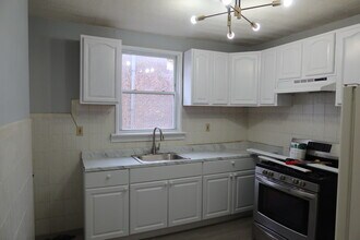 195 Myrtle Ave, Unit 1 in Irvington, NJ - Building Photo - Building Photo