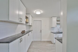 2028 N Betty Ln in Clearwater, FL - Building Photo - Building Photo