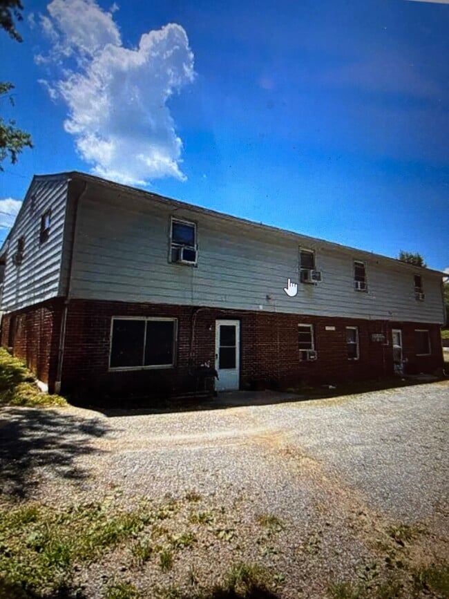 property at 1057 Ross Rd