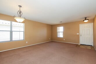 3012 W Running Deer Trail in Phoenix, AZ - Building Photo - Building Photo