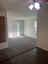 8711 La Salle St in Cypress, CA - Foto de edificio - Building Photo