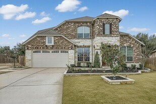 10713 Lavon Bend in Austin, TX - Building Photo