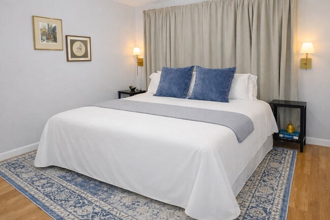 18530 E 14 Mile Rd in Fraser, MI - Building Photo - Building Photo