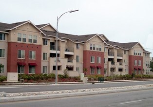 Arbor Park in San Jose, CA - Building Photo - Building Photo