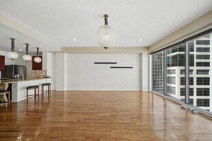 917 Main St in Houston, TX - Building Photo