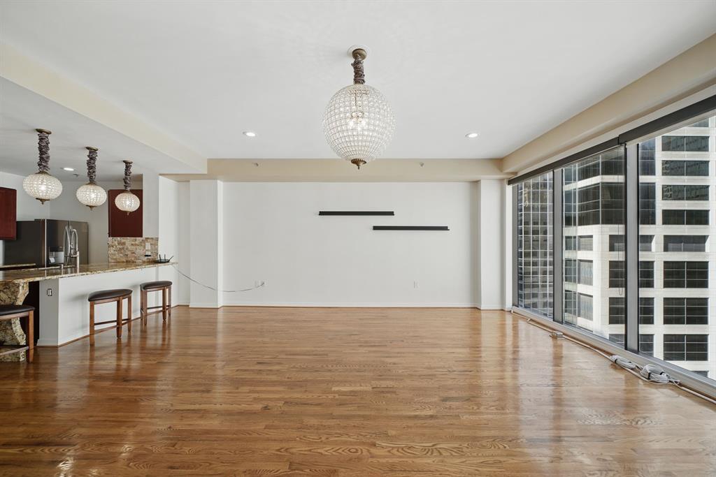 917 Main St in Houston, TX - Building Photo