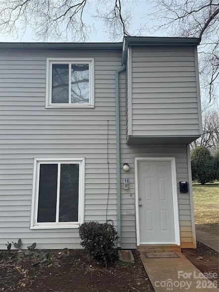 property at 2022 Harvest Ln