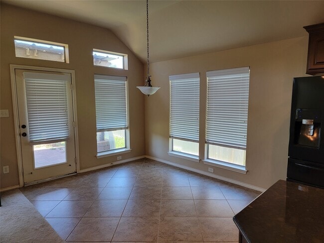 property at 5534 Stoneridge Ct