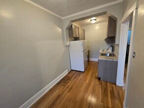 3412 W Montrose Ave in Chicago, IL - Building Photo - Building Photo