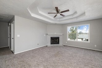 617 SE Hills Ct in Nixa, MO - Building Photo - Building Photo