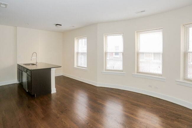 5058 N Winchester Ave in Chicago, IL - Building Photo - Building Photo