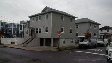 Arverne in Far Rockaway, NY - Foto de edificio - Building Photo