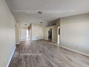 8201 Scarborough Ct in Orlando, FL - Foto de edificio - Building Photo