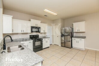 6120 Obsidian Creek Ct in Fort Worth, TX - Foto de edificio - Building Photo