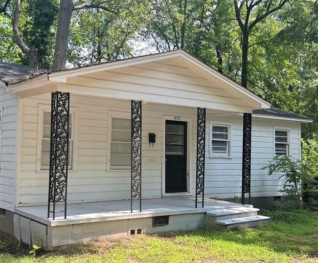 property at 352 Scoggins St