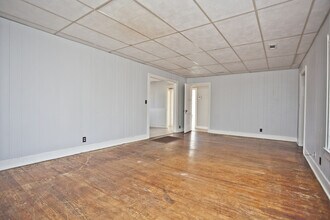 403 SW E St in Bentonville, AR - Building Photo - Building Photo