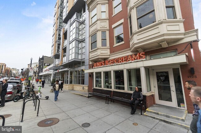 1420 N St NW in Washington, DC - Building Photo - Building Photo