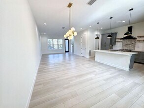 4917 N Nebraska Ave in Tampa, FL - Building Photo - Building Photo