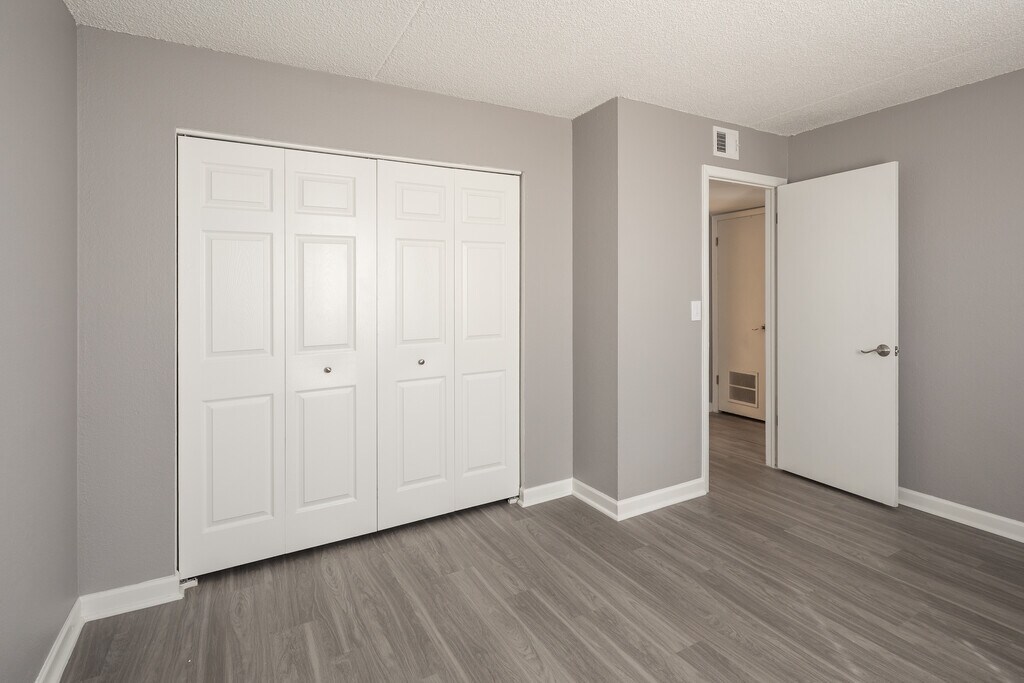 Fernwood Grove Apartments in Tampa, FL