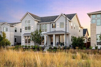 6123 Chester St in Denver, CO - Building Photo - Building Photo