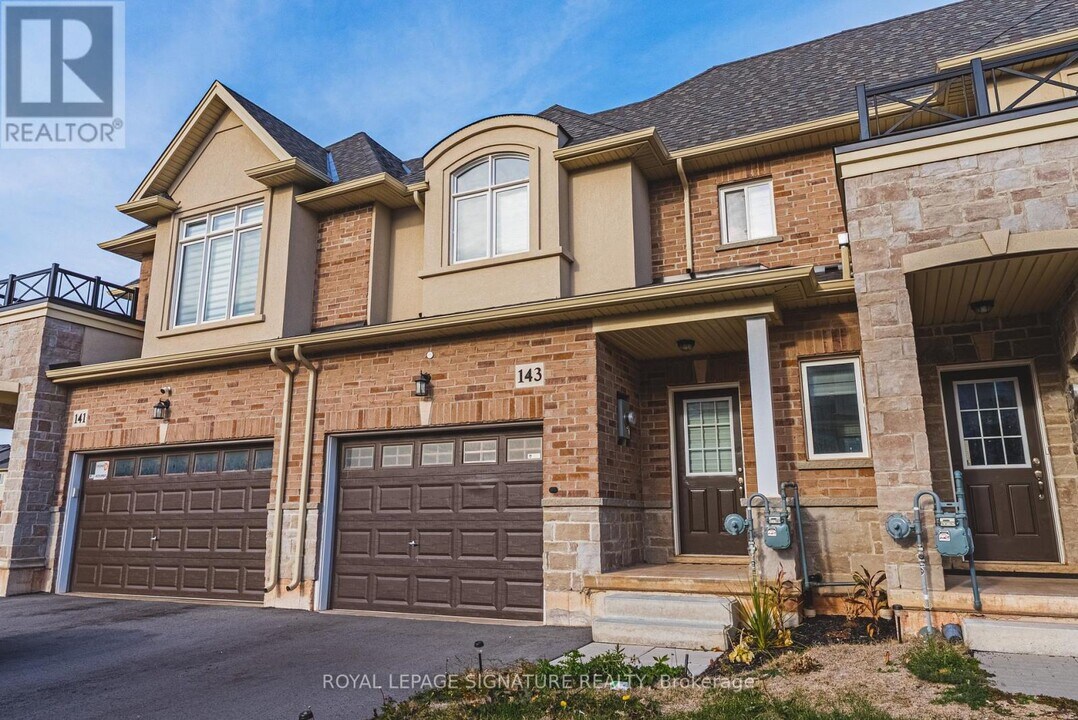 143 Sonoma Ln in Hamilton, ON - Building Photo