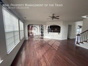 1925 Waterford Village Dr in Clemmons, NC - Building Photo - Building Photo