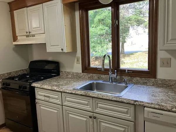 15 Briarwood Rd in Haverhill, MA - Building Photo - Building Photo