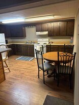 133 W Sorenson Ave, Unit One Bedroom Main in Appleton, MN - Building Photo