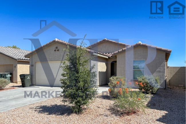 1020 Nina Dr in Casa Grande, AZ - Building Photo - Building Photo