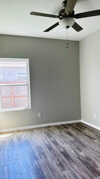 5104 N Dahlia St photo'