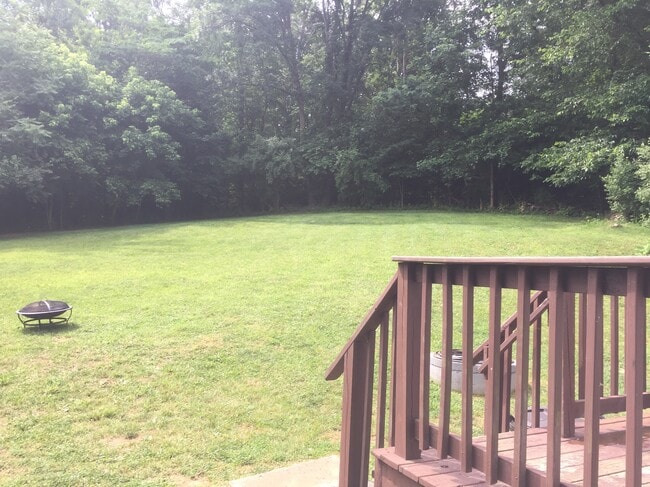 320 Pine Shores Dr in Front Royal, VA - Building Photo - Building Photo