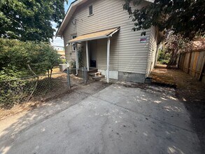 662 E 19th Ave in Eugene, OR - Building Photo - Building Photo