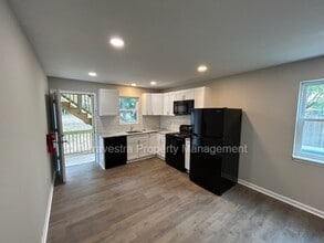 291 N Laurel St in Bridgeton, NJ - Building Photo - Building Photo