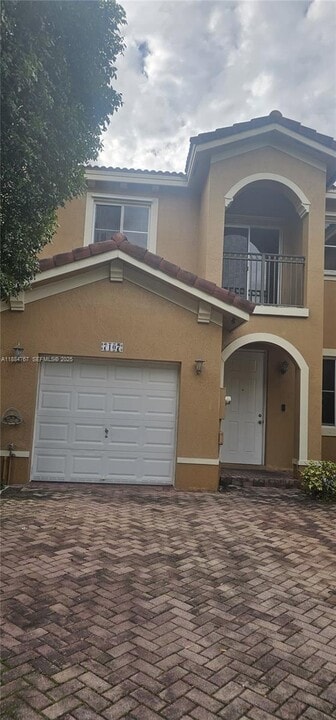 7107 SW 165th Ave in Miami, FL - Building Photo