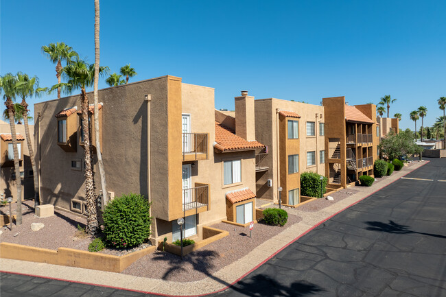 Catalina Crossing Apartments in Oro Valley, AZ - Foto de edificio - Building Photo