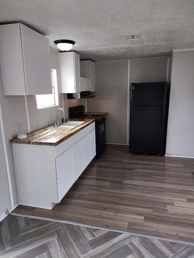 property at 675 Airport Rd
