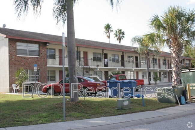 612 Sally Ln S in Clearwater, FL - Building Photo - Building Photo