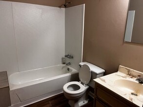 2023 Melrose Dr in Valdosta, GA - Building Photo - Building Photo