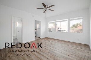 1817 4th St in Los Angeles, CA - Building Photo