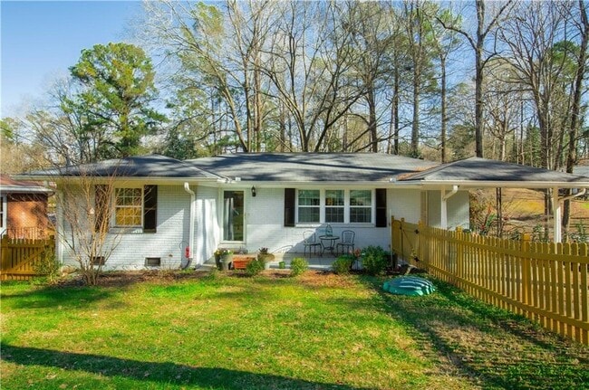 property at 1496 Woodland Ave SE