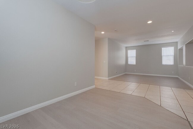 9129 Drifting Bay St in Las Vegas, NV - Building Photo - Building Photo