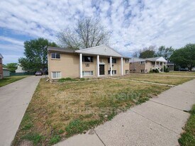 3027 Taft Ave SW in Wyoming, MI - Building Photo