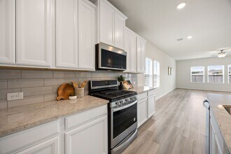 2226 Royal Ann Wy in Tomball, TX - Building Photo - Building Photo