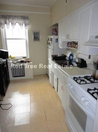 2005 Commonwealth Ave, Unit 34 in Brighton, MA - Building Photo - Building Photo