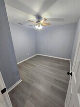 6341 Dewey Robbins Rd in Howey In The Hills, FL - Building Photo - Building Photo